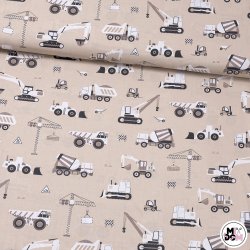 Sprzęt budowlany na beżowym...